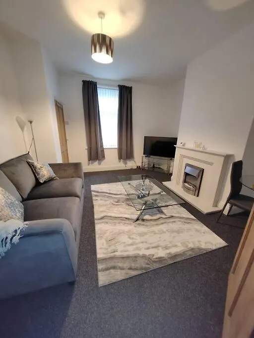 Apartman Church View House,2Bed,Brighouse Central Location
